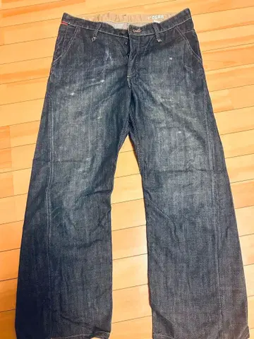 Rogan 다크 데님 스트레이트 레그 34인치