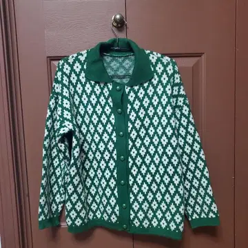 Com9uRe. 니트 가디건 그린