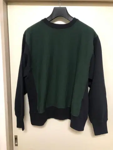 FOUNDOUR 맨투맨 트레이닝복