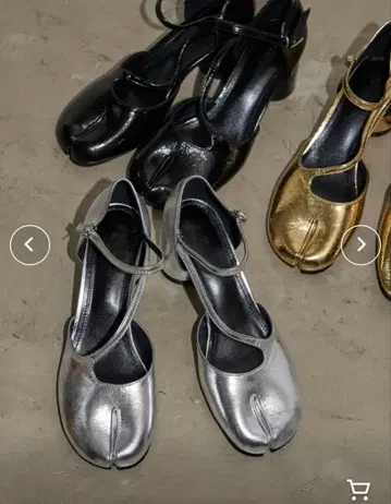 THE YOn 타비 펌프스 실버