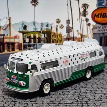 크리스피 크림 도넛 다이캐스트 카 스타 라이너 버스 미니카