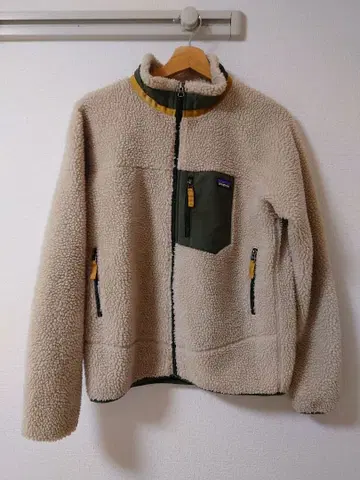 [ 새상품급 ] Patagonia 레트로x 플리스 베이지/올리브