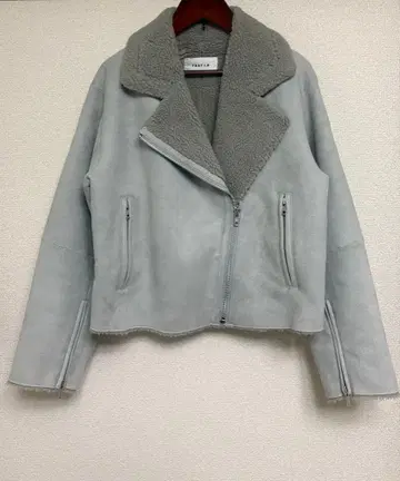 FRAY I.D 프레이 아이디 무스탕 숏 자켓 보아 안감