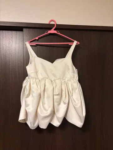 [ Bibiy. ] 아이보리 프릴 슬리브리스