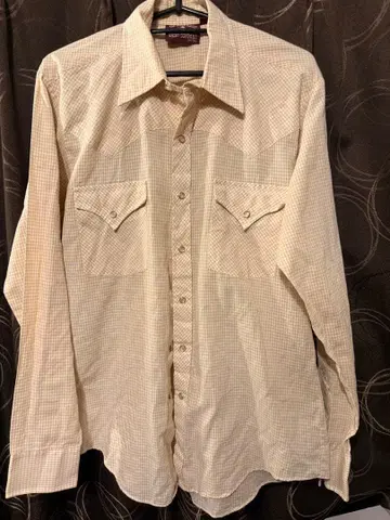 베이지 체크 무늬 웨스턴 셔츠