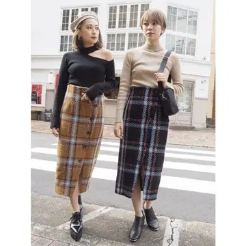 [ 반값 이하 ] 무루아 체크 버튼 펜슬 스커트 MURUA