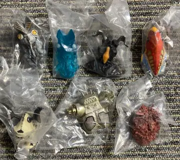 제일복권 울트라맨 괴수 초대전 vol.1 F상 괴수두감 전7종 미개봉품