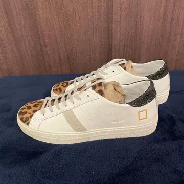 D.A.T.E. 화이트 레오파드 스니커즈
