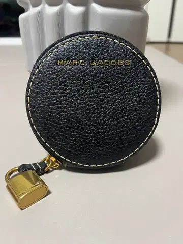 MARC JACOBS 마크제이콥스 코인 케이스