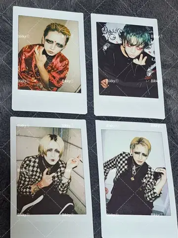 CHAQLA. Bikky1 과거 폴라로이드 4장 세트 V계 밴드