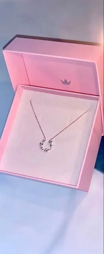 ESTINA 크리스탈 목걸이 로즈 골드