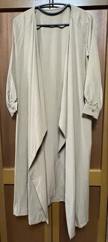 M 사이즈 트렌치코트 베이지