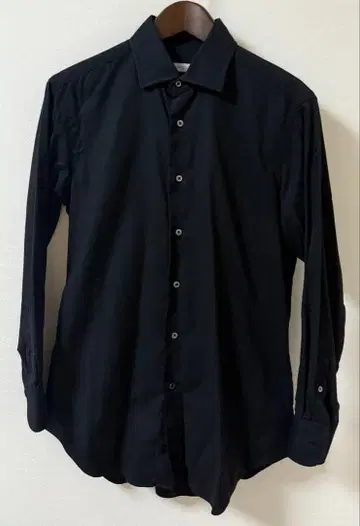 ARCODIO 블랙 긴팔 와이셔츠 38 사이즈