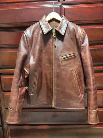 B-McCOY'S 비이마코이즈 스테어하이드 하프 벨티드 TALON