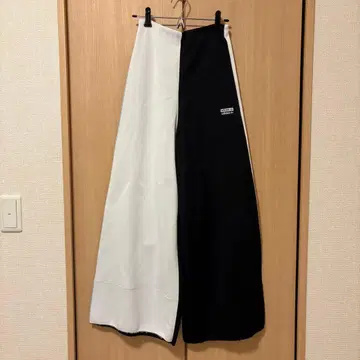 adidas 와이드 팬츠 화이트/블랙 M 사이즈