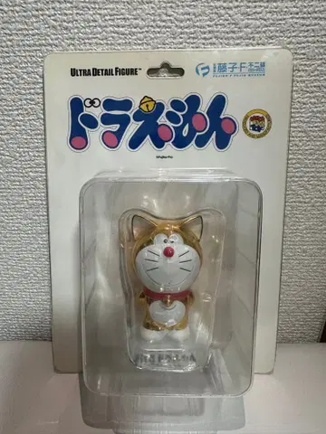 UDF 귀 달린 도라에몽 골드 컬러 한정판 피규어
