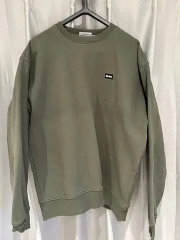 OBEY 올리브 그린 트레이닝복 M 사이즈