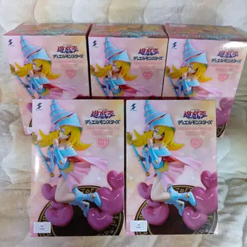 유희왕 블랙 매지션 걸 피규어 세트