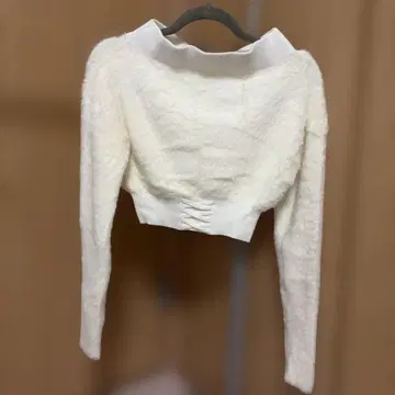 화이트 크롭 니트 긴팔 F 사이즈