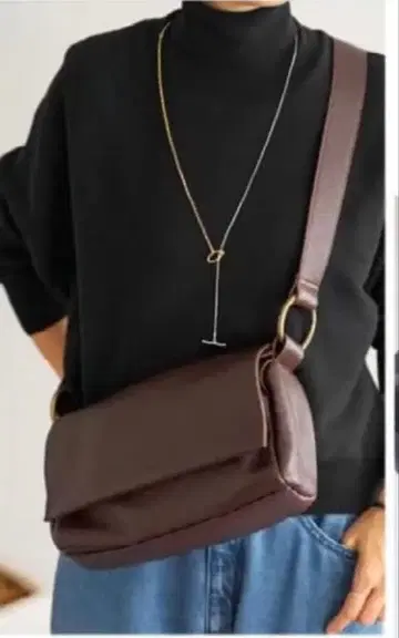 브라운 바디백 합성 피혁