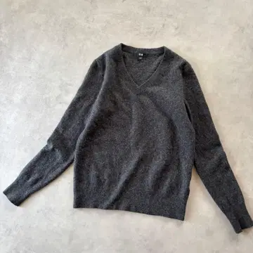 유니클로 캐시미어 V넥 니트 다크 그레이 스웨터 L
