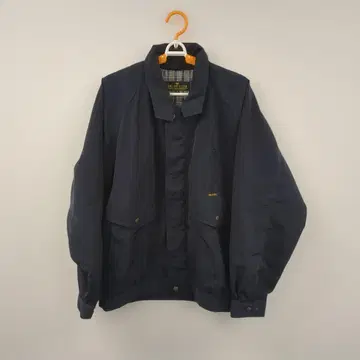 네이비 캐주얼 자켓 체크 무늬 안감