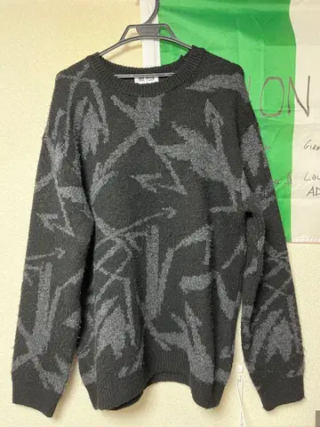 폴 캘빈 스웨터