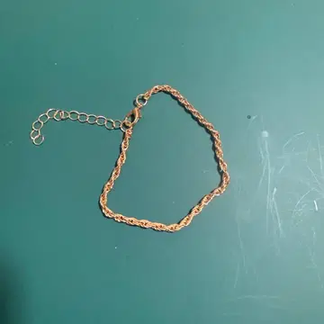 골드 트위스트 체인 팔찌