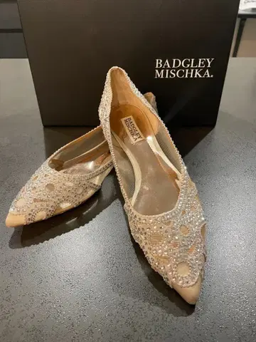 BADGLEY MISCHKA 비즈 장식 플랫 펌프스