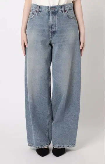 HAIKURE BETHANY BRIGHT BLUE asian fit 데님