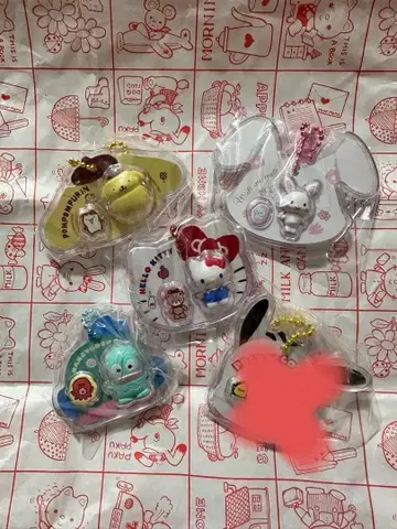 산리오 패키지 참&초코볼