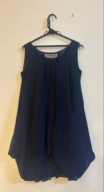 오파크 클립 네이비 슬리브리스 원피스 40/L