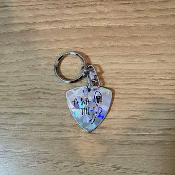 아이나지엔드 굿즈 기타 피크 키링