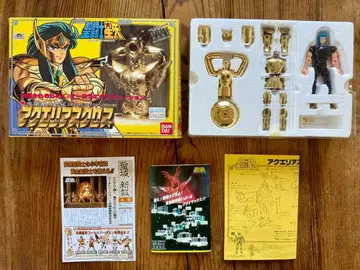 세인트 세이야 아쿠아리우스 크로스