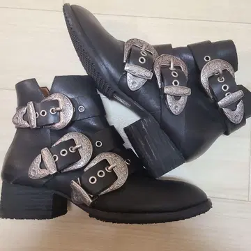 미끄럼 방지 부츠