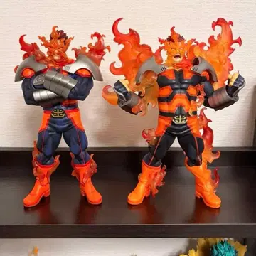 엔데버 피규어 2체 세트