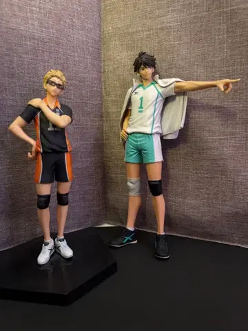 하이큐 피규어 오이카와 토오루와 츠키시마 케이 2체 세트