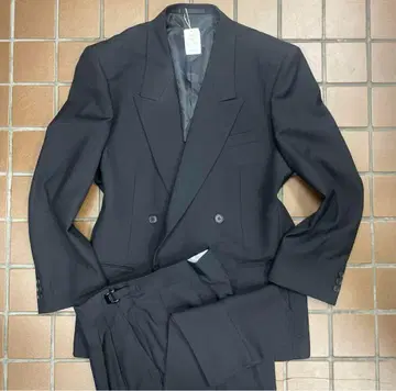 새상품 남성용 예복 더블 수트 상복 가능 M Y5 모100% 조절