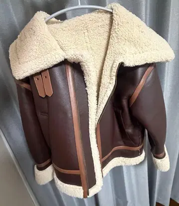 SNIDEL 무스탕 자켓