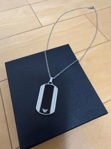EMPORIO ARMANI 엠포리오 아르마니 목걸이 도그태그