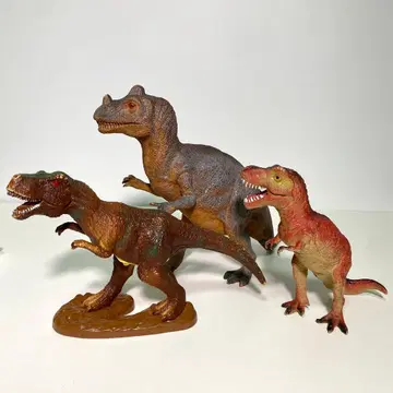 공룡 티라노사우루스 케라토사우루스 피규어