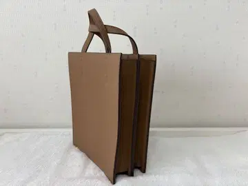 UNIQLO 유니클로 레더 터치 스퀘어 숄더백