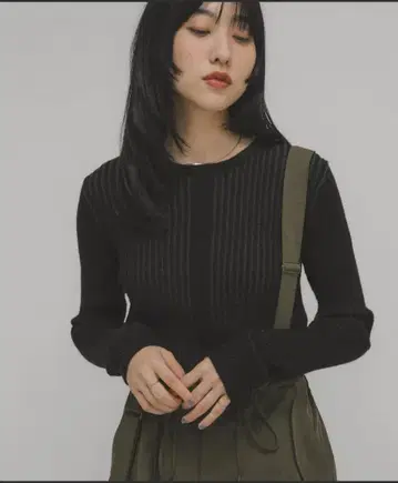 illi 랜덤 RIB 크루넥 니트 KBF 어반 리서치