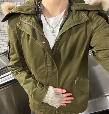 올리브 그린 퍼 자켓 Y2K 더블 지퍼