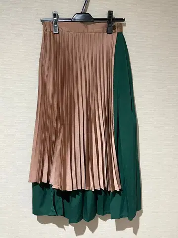 OSMOSIS 오즈모시스 플리츠 레이어드 스커트