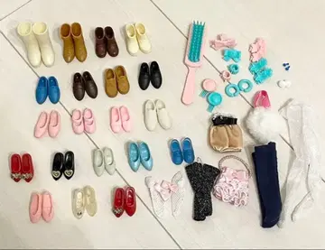 제니 인형 묶음 판매 신발, 양말, 장갑, 백, 액세서리