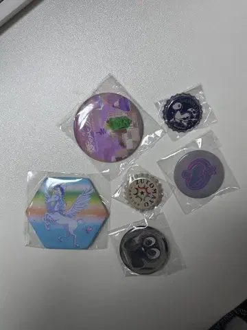 즈토마요 캔뱃지 계속 한밤중이면 좋을 텐데.