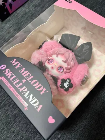 POPMART 마이멜로디 스컬팬더 SKULLPANDA 봉제 인형