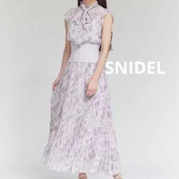 snidel 허리 플리츠 원피스 보타이