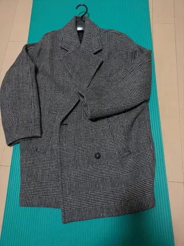 체크 무늬 테일러드 자켓 그레이 계열